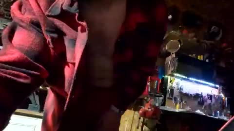 Dess online show from February 21, 1:28 am