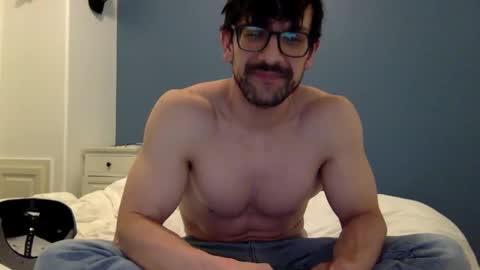 Snapshot of jackcharloe chatting on November 1, 5:53 am jackcharloe online show from November 1, 5:53 am