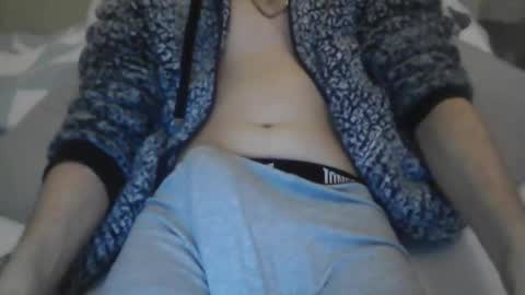 Snapshot of jackgreen1997 chatting on February 21, 10:55 pm jackgreen1997 online show from February 21, 10:55 pm