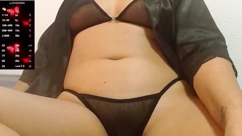 Jackie online show from November 9, 10:35 am