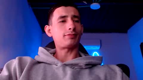 Snapshot of jackk_ho chatting on May 5, 8:55 am Jack online show from May 5, 8:55 am