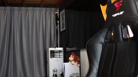 JC online show from March 10, 9:09 pm