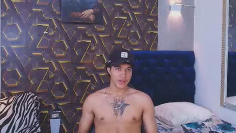 Snapshot of jackson_cr7 chatting on June 18, 6:24 am JAKSON online show from June 18, 6:24 am