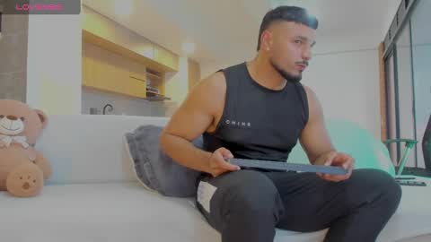 Jackson Wayne online show from October 8, 10:40 pm