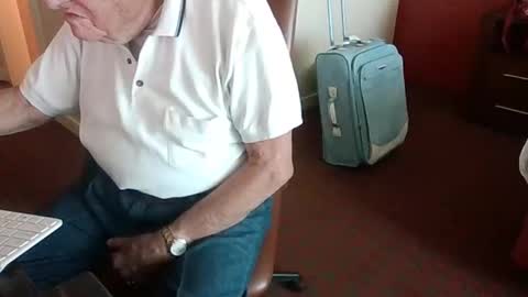 Snapshot of jacktoome383324 chatting on October 5, 8:07 pm jacktoome383324 online show from October 5, 8:07 pm