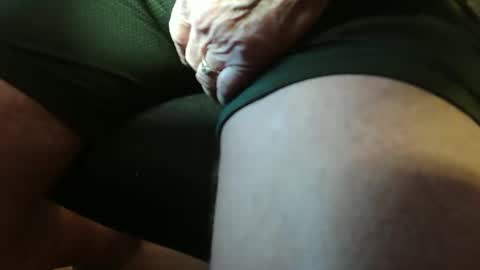 jacktoome383324 online show from December 4, 1:42 pm