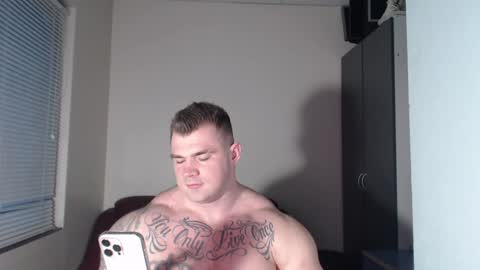 Snapshot of jackyhuge chatting on January 10, 6:53 am Jacky online show from January 10, 6:53 am