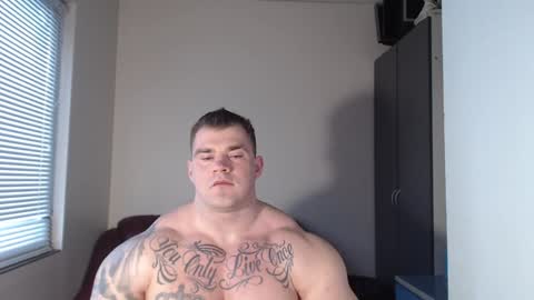 Snapshot of jackyhuge chatting on January 13, 7:54 am Jacky online show from January 13, 7:54 am