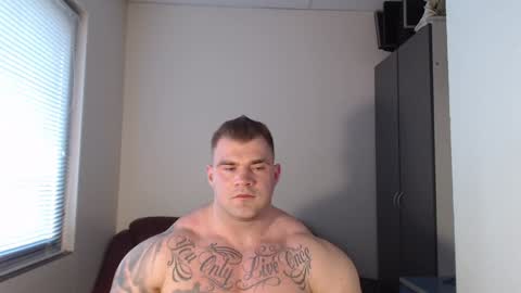 Snapshot of jackyhuge chatting on January 18, 12:26 pm Jacky online show from January 18, 12:26 pm