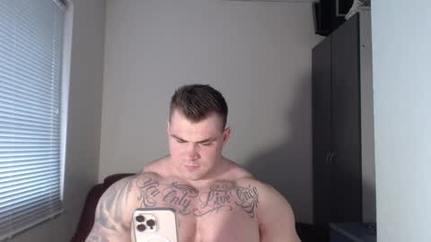 Snapshot of jackyhuge chatting on January 25, 12:16 pm Jacky online show from January 25, 12:16 pm