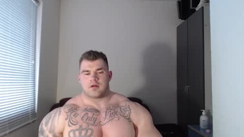 Snapshot of jackyhuge chatting on February 21, 12:39 pm Jacky online show from February 21, 12:39 pm