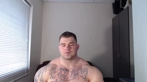 Snapshot of jackyhuge chatting on March 8, 9:50 am Jacky online show from March 8, 9:50 am