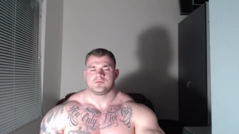 Snapshot of jackyhuge chatting on November 17, 11:54 pm Jacky online show from November 17, 11:54 pm