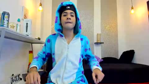 jacob_blackwell online show from November 9, 7:34 pm