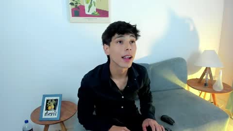 Snapshot of jacob_colliins chatting on June 5, 3:35 am jacob_colliins online show from June 5, 3:35 am