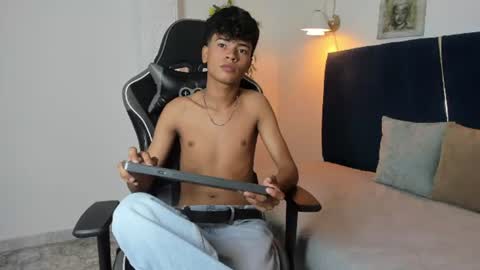 jacob_cum23 online show from June 12, 5:23 pm