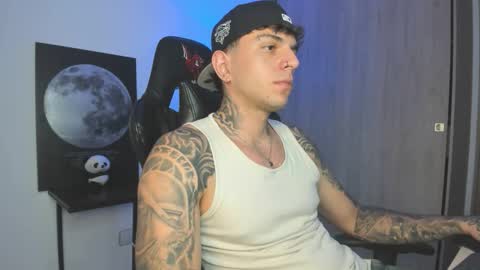 jacobb116 online show from November 11, 1:16 am