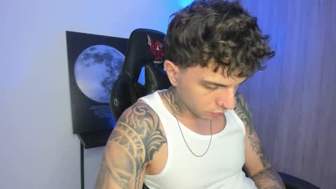 jacobb116 online show from November 24, 1:05 am