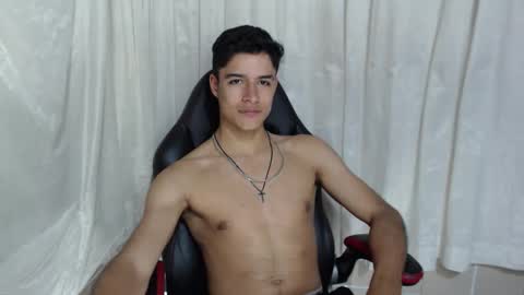 Jacobbakerr online show from November 25, 4:56 am