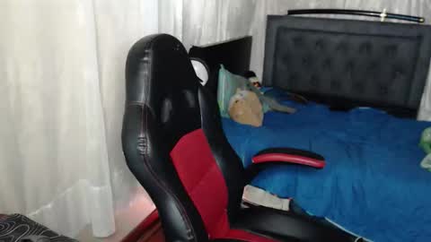 Jacobbakerr online show from February 2, 4:33 am