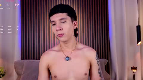 Snapshot of jacobo__parker21 chatting on July 17, 10:33 am jacobo parker online show from July 17, 10:33 am