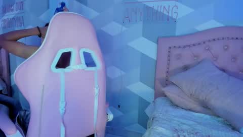 jacobrusso online show from December 1, 4:39 am