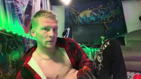 jacobshotelroom online show from June 7, 12:59 am