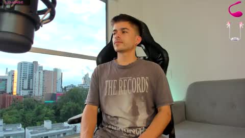 JACOB STONES online show from November 9, 9:35 pm