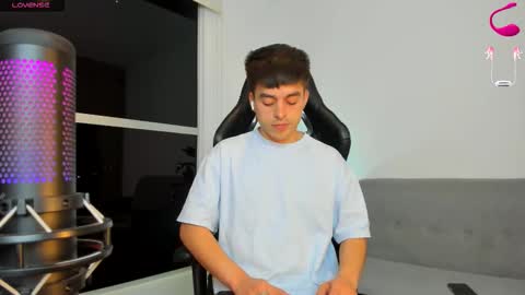 JACOB STONES online show from January 16, 2:04 am