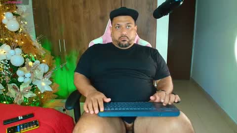 daddy sir master bear online show from December 26, 12:38 pm