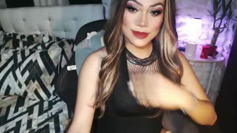 Jacque online show from October 10, 9:25 pm