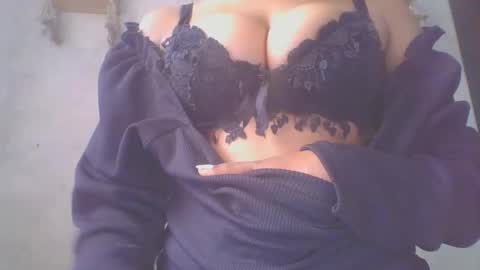 jacqueline_fernandez online show from January 15, 7:24 am