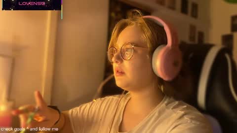 jacywinslat online show from October 22, 6:18 pm