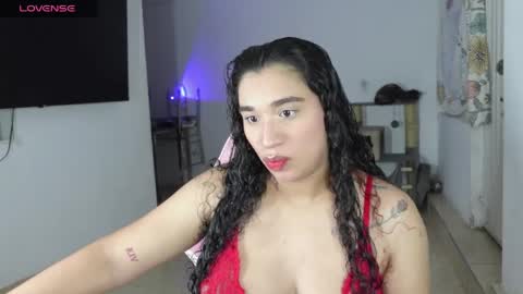 JADDE LUXY online show from May 6, 5:14 am