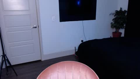 Jade online show from December 21, 7:04 am