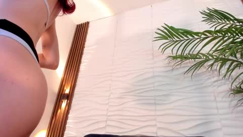 Jade  online show from March 25, 2:45 pm