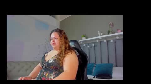 J A D E online show from March 19, 1:37 pm