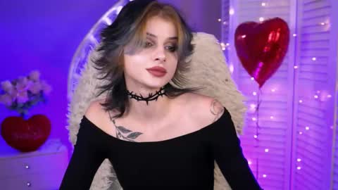 Snapshot of jade_castle chatting on February 15, 5:41 am jade_castle online show from February 15, 5:41 am