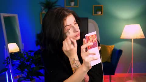 Snapshot of jade_castle chatting on December 19, 3:24 am jade_castle online show from December 19, 3:24 am