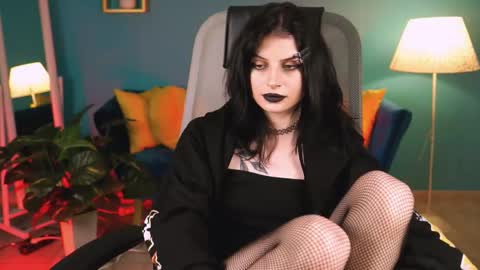 jade_castle online show from April 18, 7:07 pm