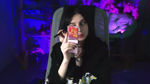 Snapshot of jade_castle chatting on April 25, 7:00 pm jade_castle online show from April 25, 7:00 pm