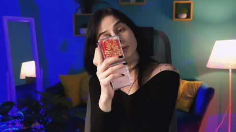 Snapshot of jade_castle chatting on May 5, 2:36 pm jade_castle online show from May 5, 2:36 pm
