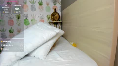 jade_cruz20 online show from December 23, 10:23 pm