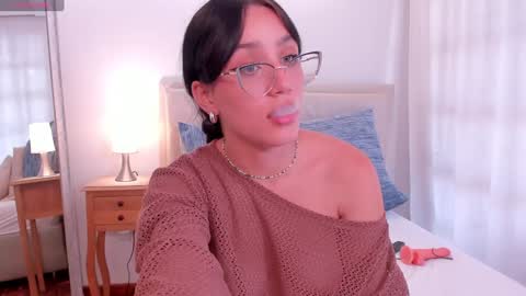 Jade online show from January 24, 8:11 pm