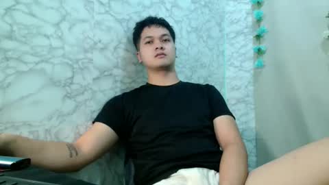 jade_halo online show from May 7, 12:38 am