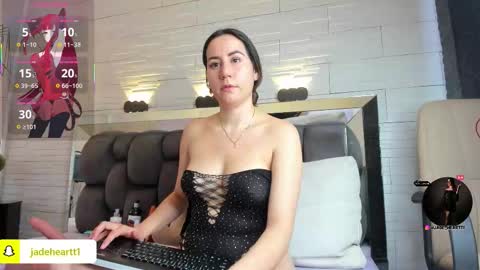  JADE  online show from December 18, 12:33 pm