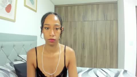 Jade smile online show from September 15, 2:50 pm