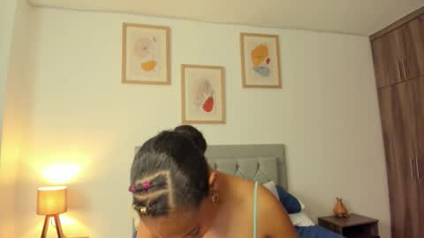 Jade smile online show from October 20, 3:34 pm