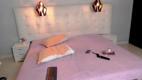 Snapshot of jade_scarllet chatting on December 22, 6:28 am karlla scarlet online show from December 22, 6:28 am