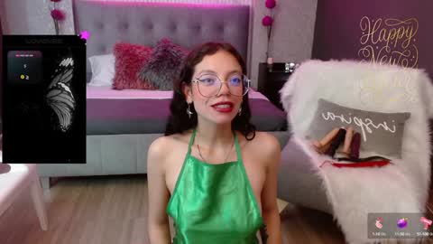 JADE online show from December 30, 8:15 pm